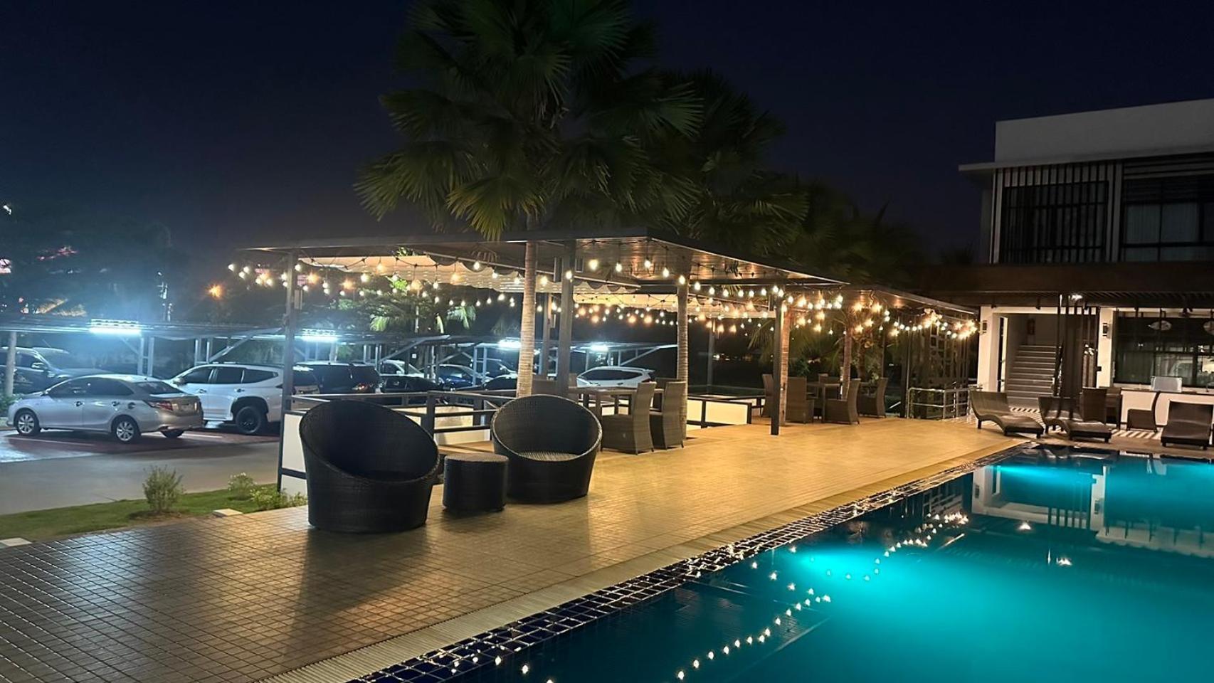 Eireann Boutique Hotel Prakhon Chai Εξωτερικό φωτογραφία